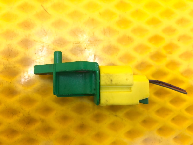 Датчик удара Audi Q7 2014 4L