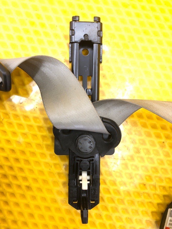 Ремень безопасности Audi Q7 2014 4L