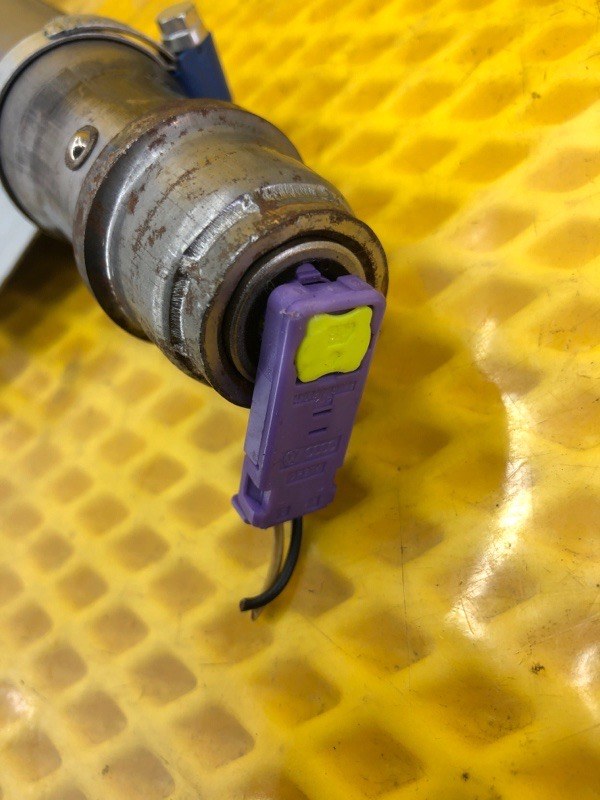 Шторка безопасности справа Audi Q7 2014 4L