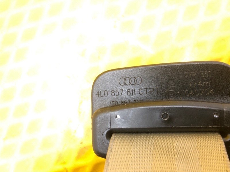 Ремень безопасности задний Audi Q7 2014 4L