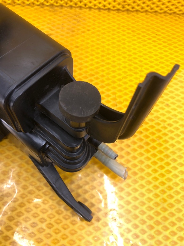 Абсорбер топливный Audi Q7 2014 4L