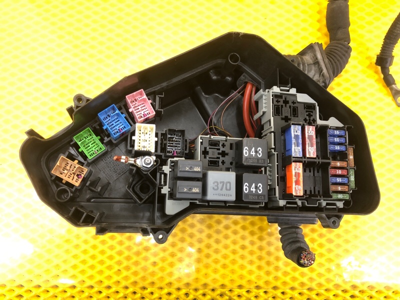 Блок предохранителей Audi Q7 2014 4L