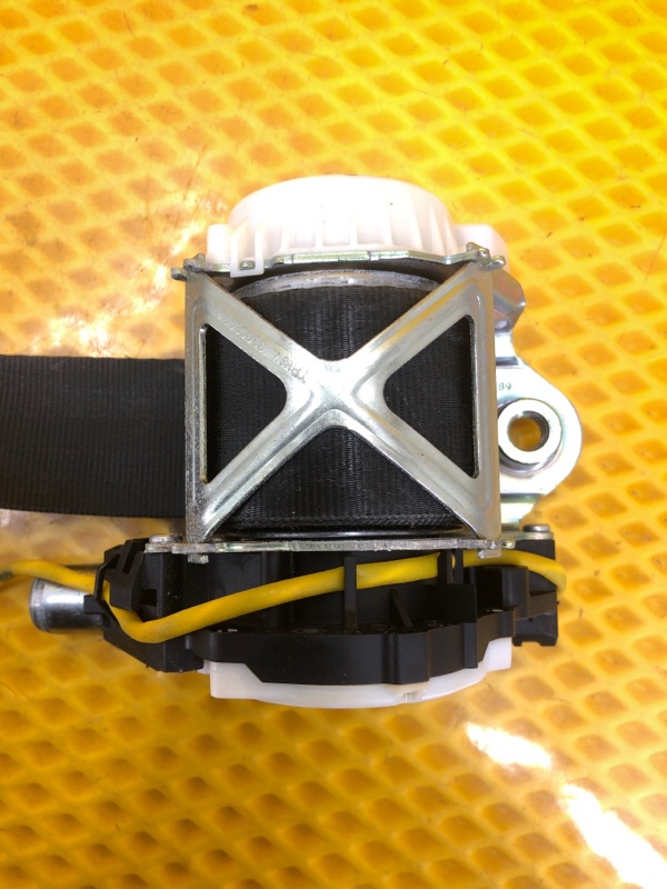 Ремень безопасности передний левый Volkswagen Tiguan