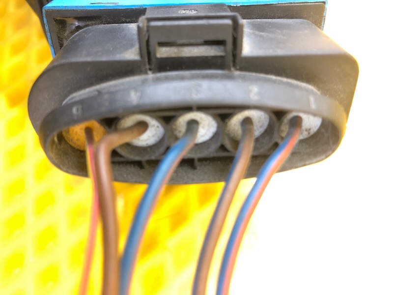 Блок управления топливным насосом Volkswagen Tiguan