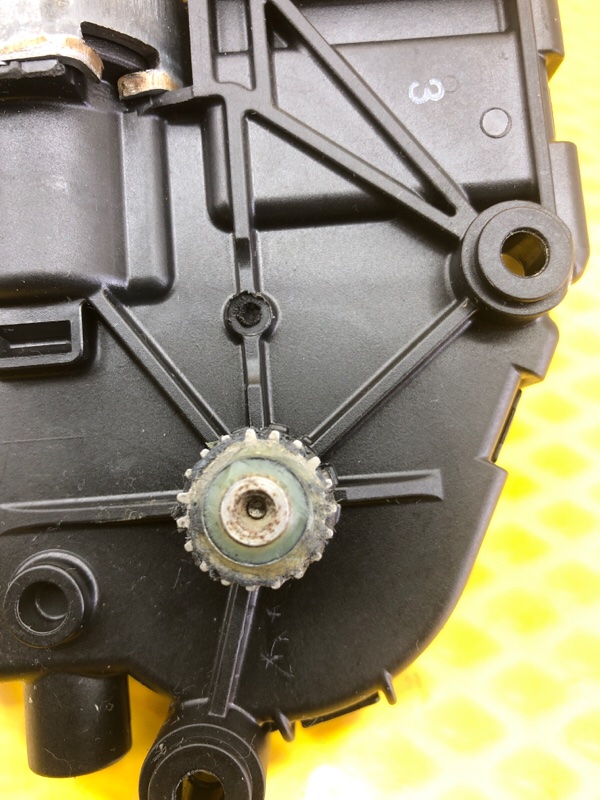 Моторчик люка Volkswagen Tiguan