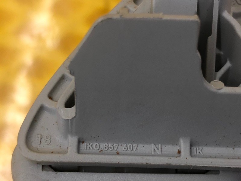 Ручка потолочная Volkswagen Tiguan