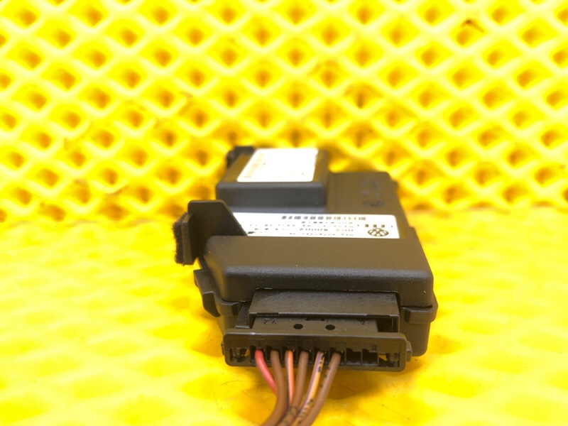 БЛОК МАГНИТНОГО ПОЛЯ Volkswagen Tiguan