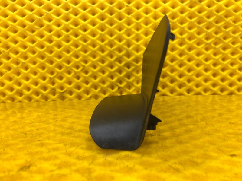 Накладка на фару Volkswagen Tiguan