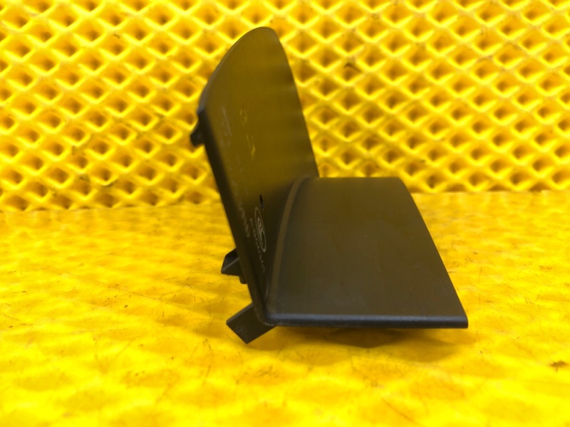 Накладка на фару Volkswagen Tiguan