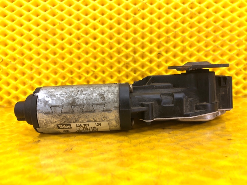 Моторчик дворника заднего Volkswagen Touareg 2003 7L6