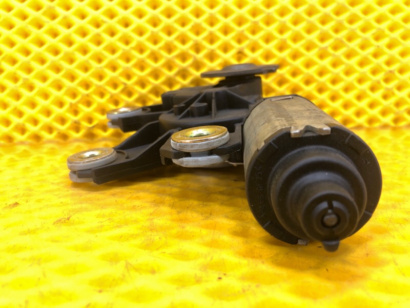 Моторчик дворника заднего Volkswagen Touareg 2003 7L6