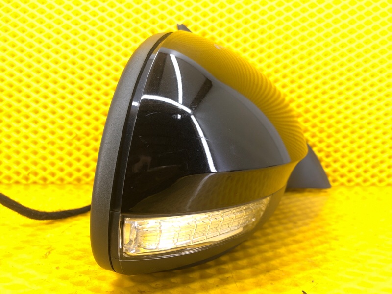 Зеркало боковое правое Volkswagen Tiguan