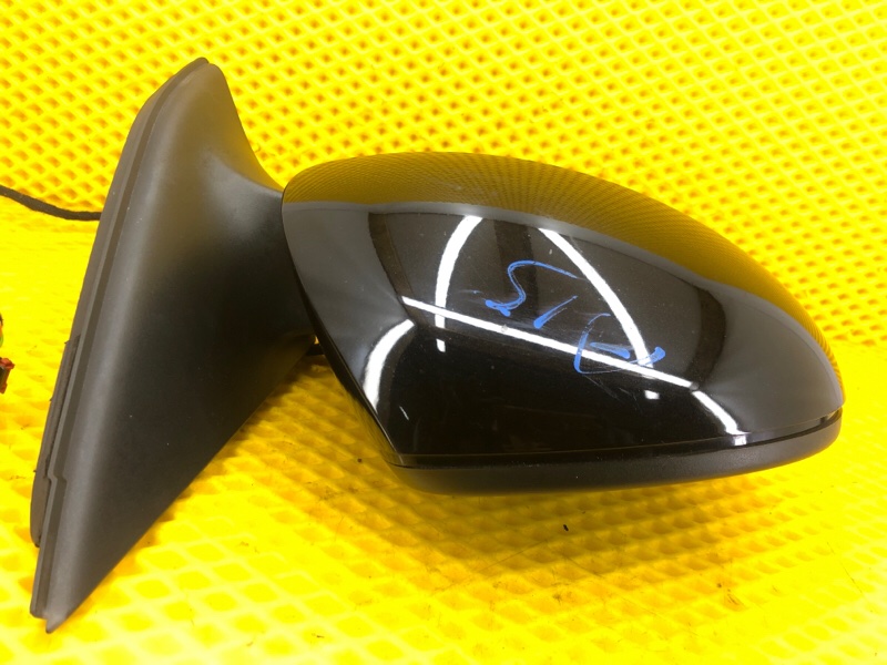 Зеркало боковое правое Volkswagen Tiguan