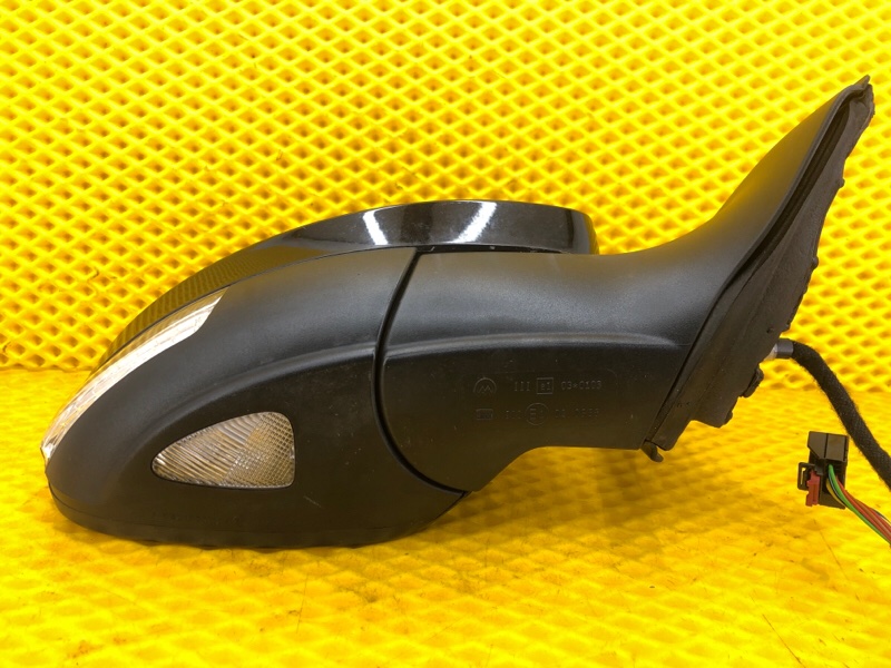 Зеркало боковое правое Volkswagen Tiguan