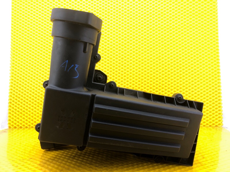 Корпус воздушного фильтра Volkswagen Tiguan