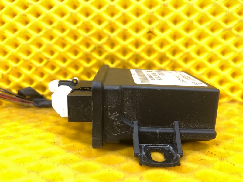 Блок управления светом Volkswagen Tiguan