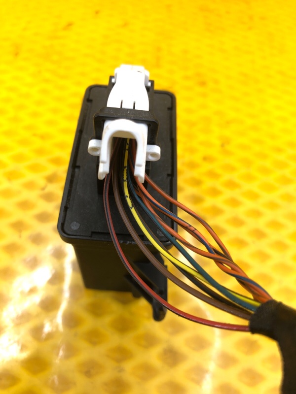 Блок управления светом Volkswagen Tiguan