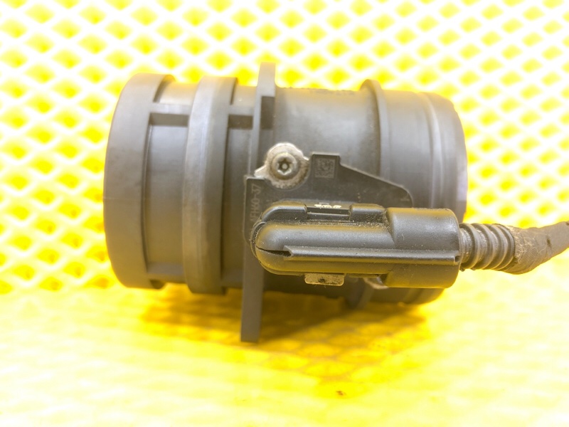 Расходомер (ДМРВ) Volkswagen Tiguan