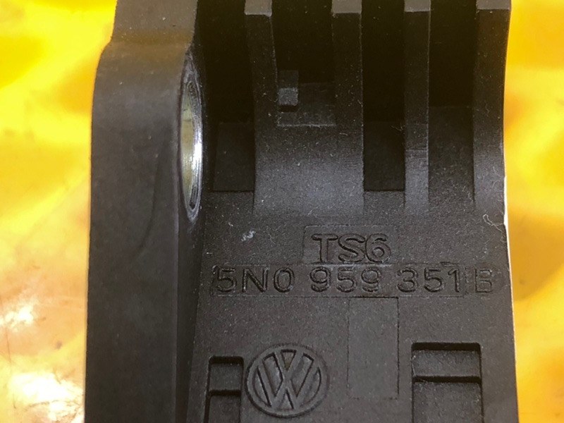 Датчик ускорения airbag Volkswagen Tiguan