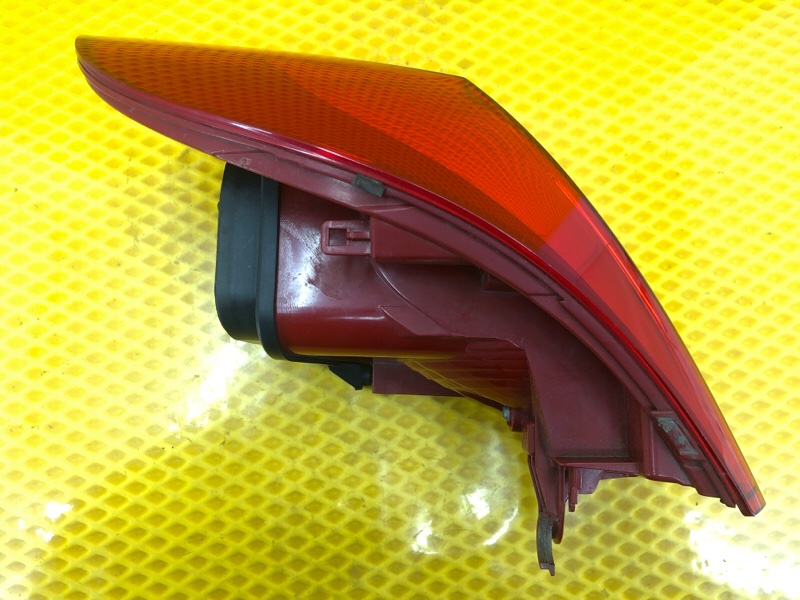 Фонарь задний правый Volkswagen Tiguan