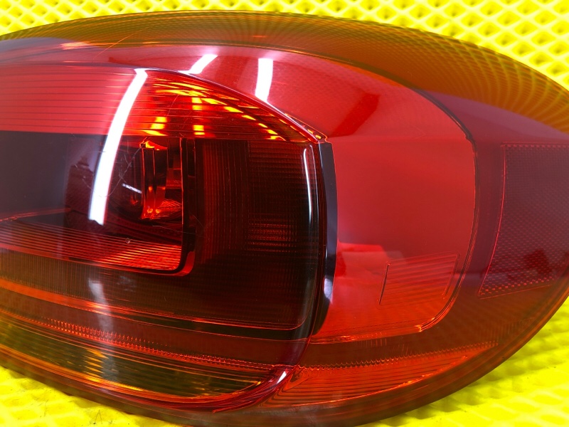 Фонарь задний правый Volkswagen Tiguan