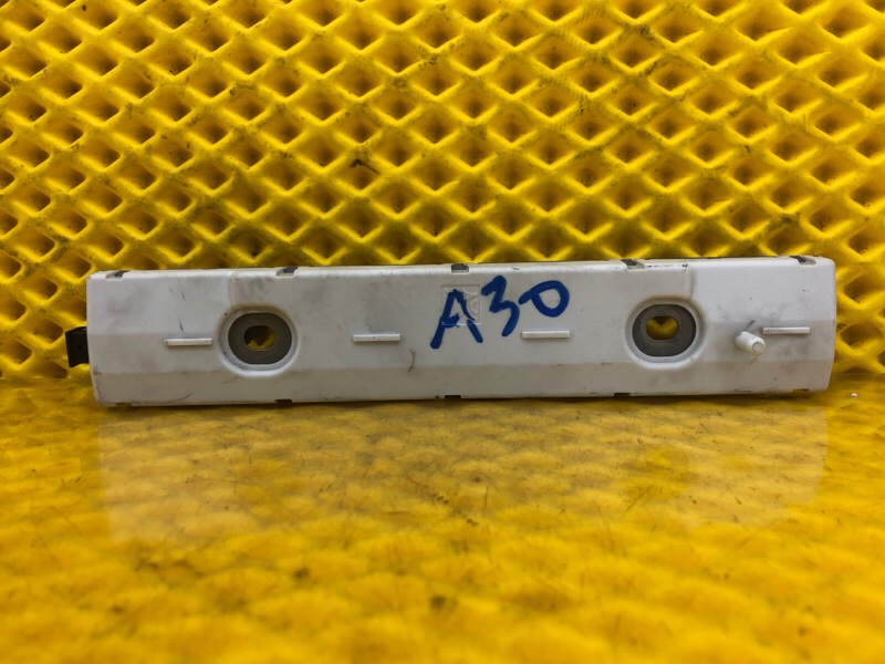 Усилитель антенны Audi Q7 2014 4L