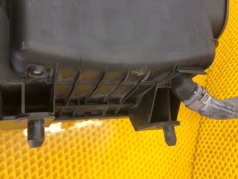 Корпус воздушного фильтра Audi Q7 2014 4LB