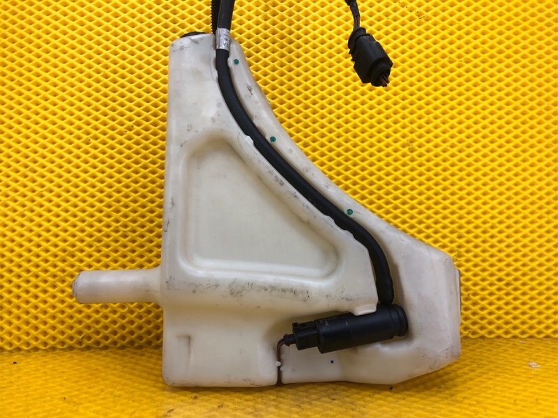 Бачок омывателя Audi Q7 2014 4LB