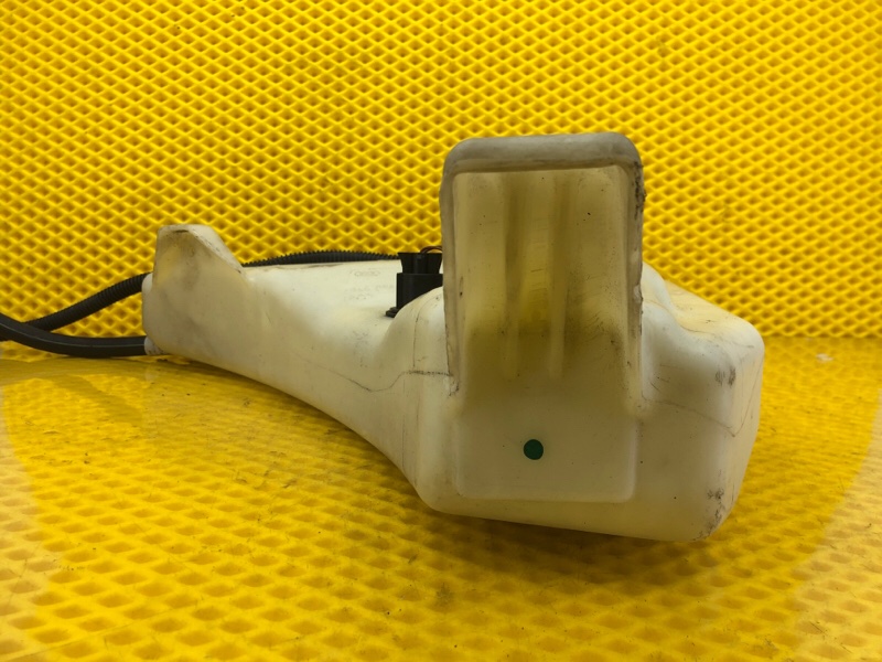 Бачок омывателя Audi Q7 2014 4LB