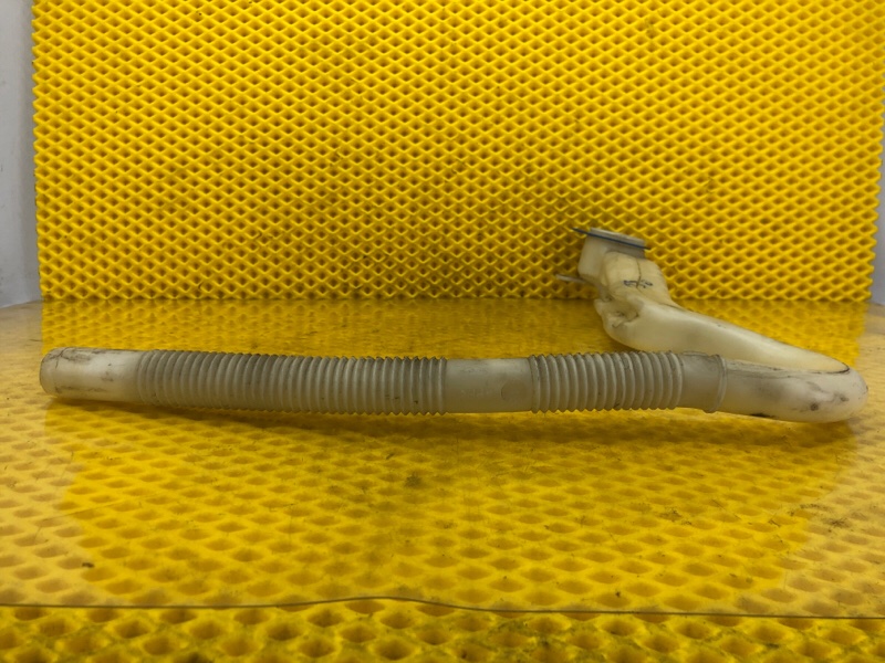 Горловина бачка стеклоомывателя Audi Q7 2014 4LB