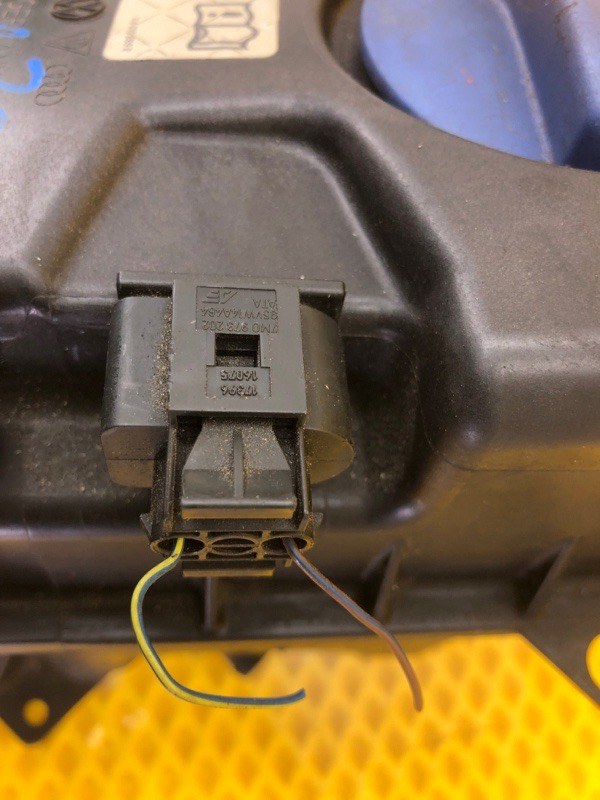 Бачок расширительный Audi Q7 2014 4LB