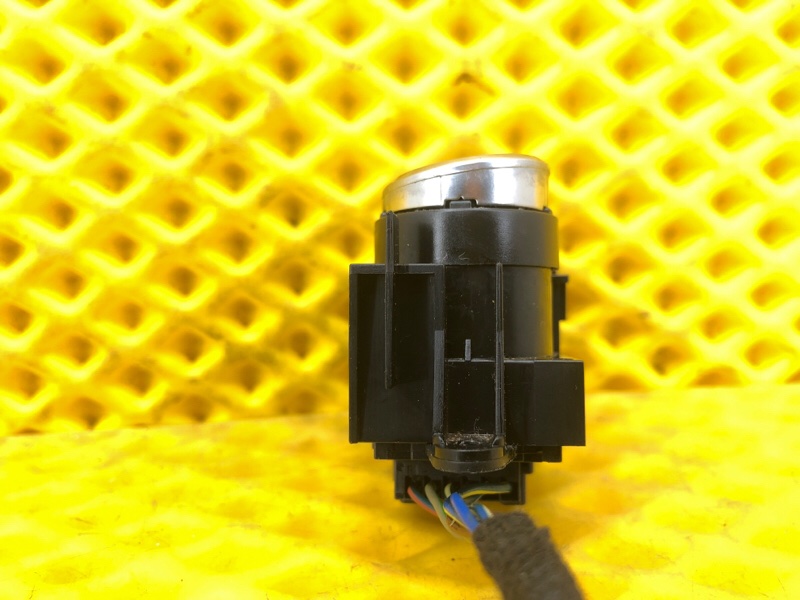 Кнопка запуска двигателя Audi Q7 2014 4LB