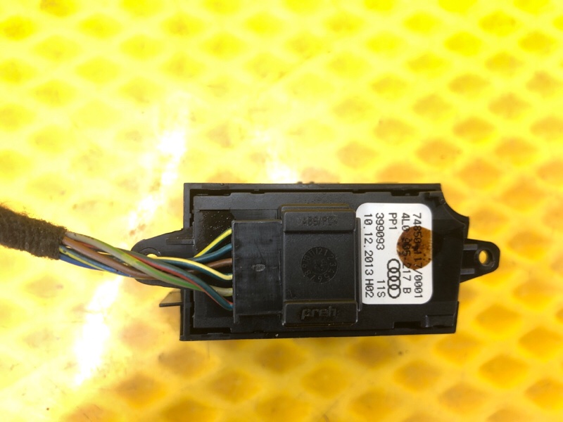 Кнопка запуска двигателя Audi Q7 2014 4LB