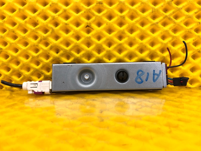 Усилитель антенны Mercedes-Benz S-Class 2014 W222