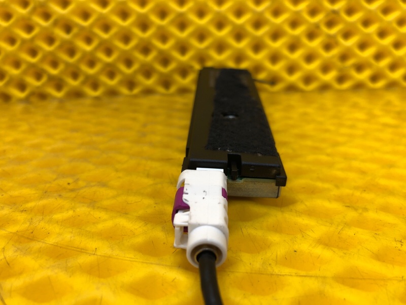 Усилитель антенны Mercedes-Benz S-Class 2014 W222