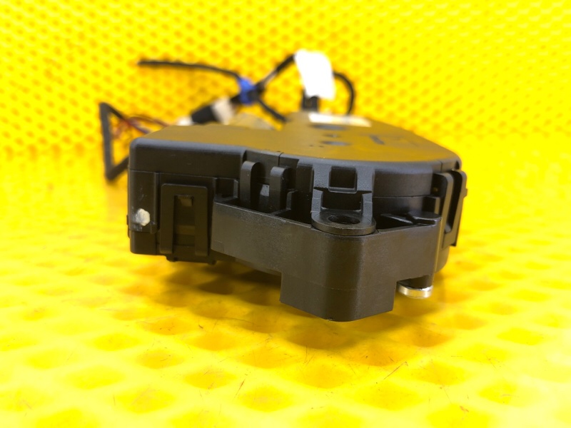 Моторчик люка Mercedes-Benz S-Class 2014 W222