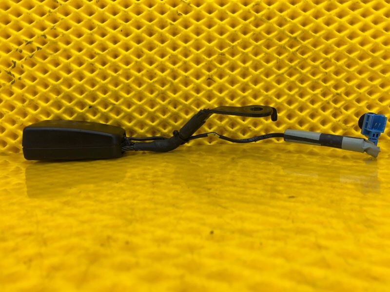 Замок ремня безопасности Mercedes-Benz S-Class 2014 W222