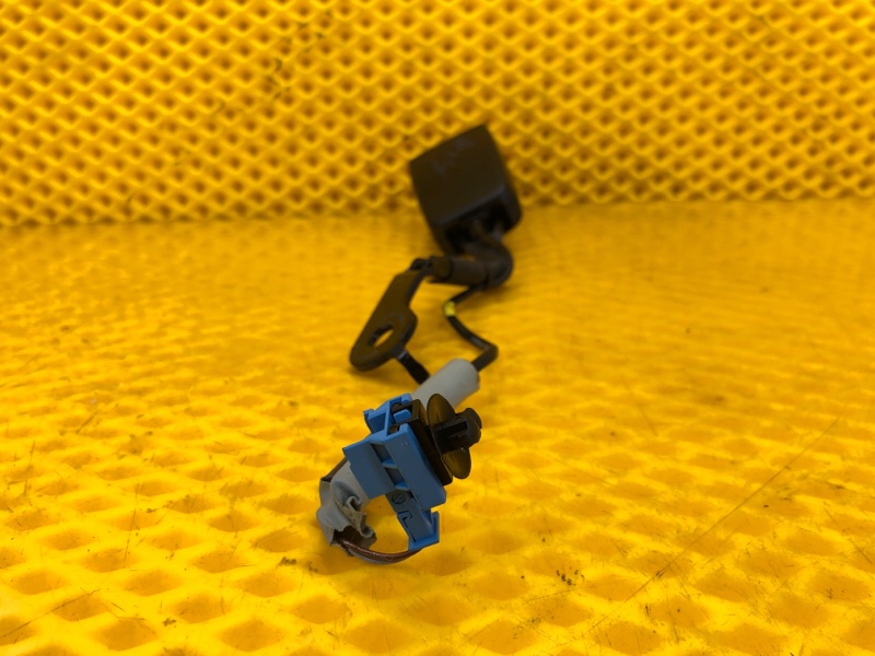 Замок ремня безопасности Mercedes-Benz S-Class 2014 W222