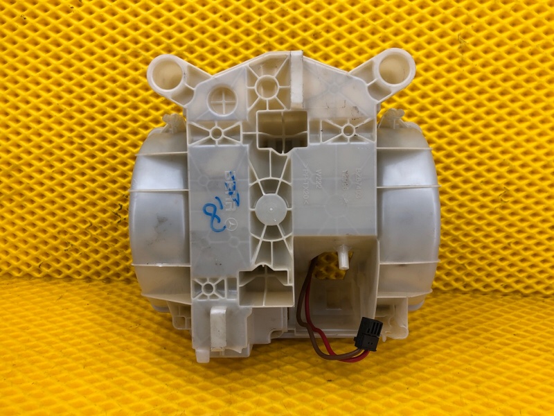 Моторчик печки (отопителя) Mercedes-Benz S-Class 2014 W222