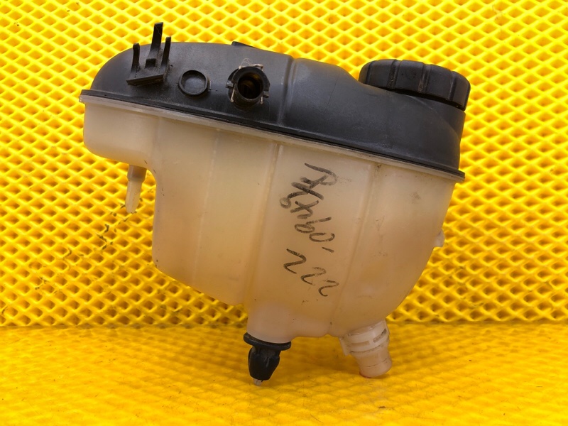 Бачок расширительный Mercedes-Benz S-Class 2014 W222