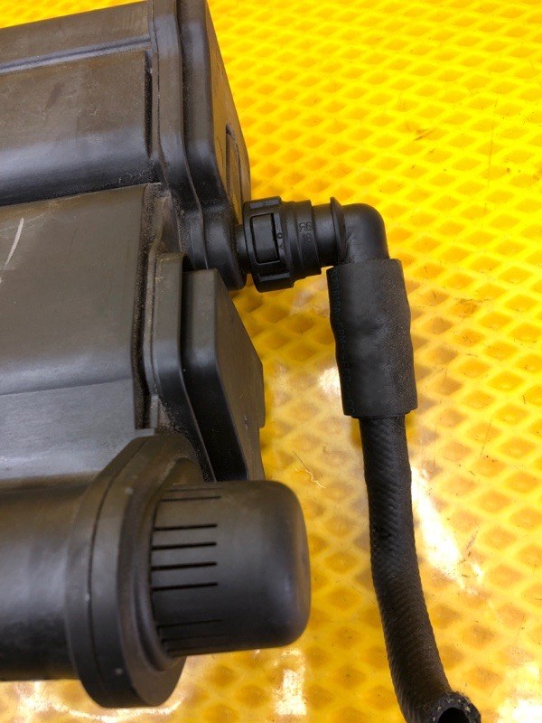 Абсорбер (фильтр угольный) Mercedes-Benz S-Class 2014 W222