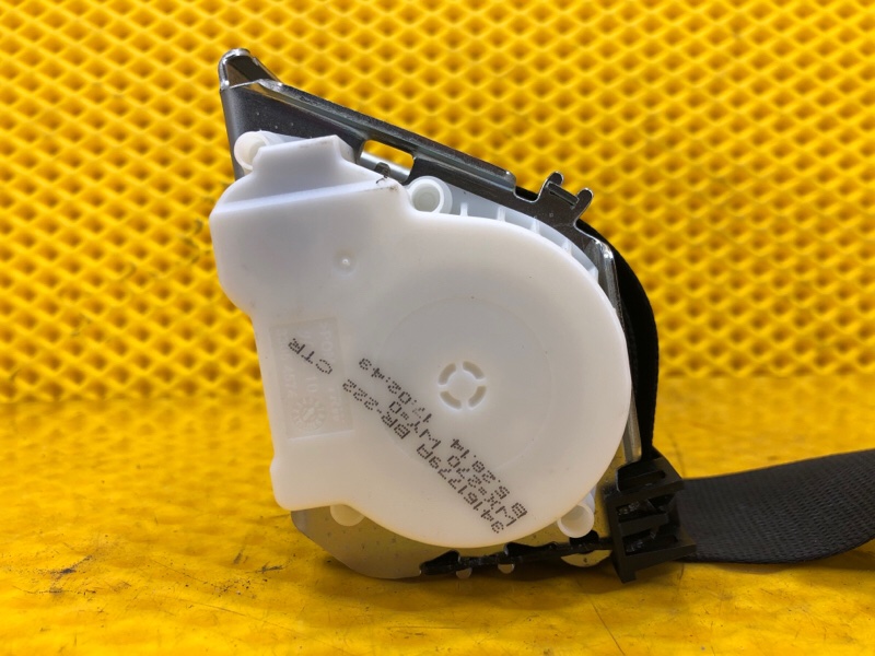 Ремень безопасности задний центральный Mercedes-Benz S-Class 2014 W222