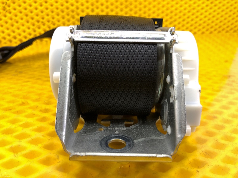 Ремень безопасности задний центральный Mercedes-Benz S-Class 2014 W222