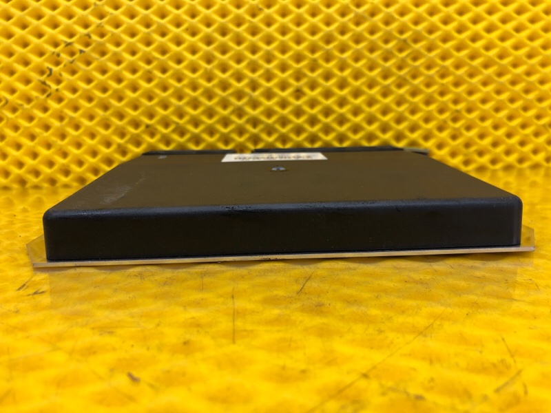 Блок управления пневмоподвеской Mercedes-Benz S-Class 2014 W222