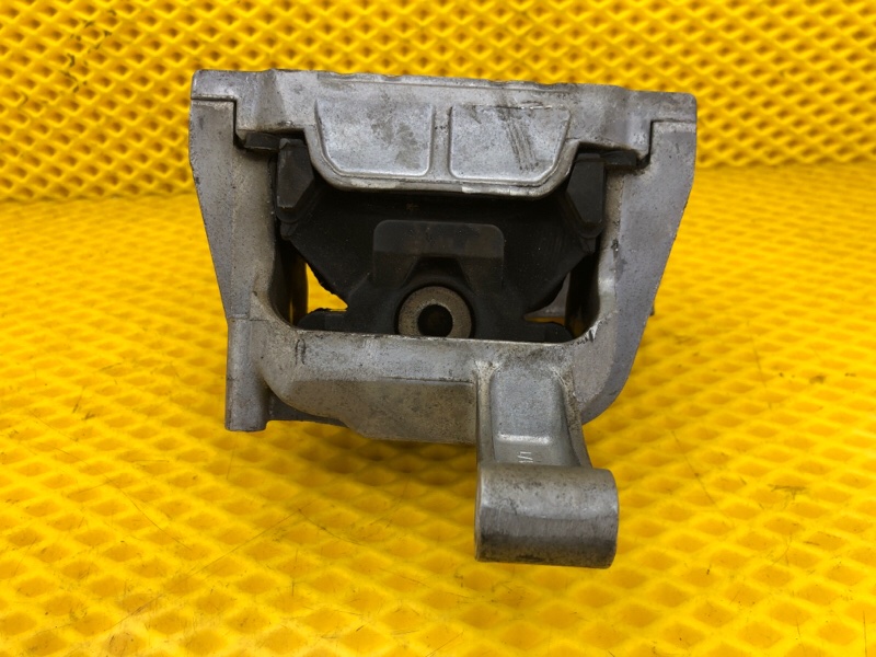 Подушка двигателя Audi Q7 2014 4LB