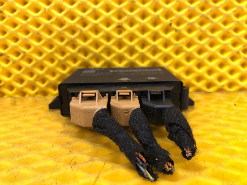 Блок управления парктрониками (система parktronic) Audi Q7 2014 4LB