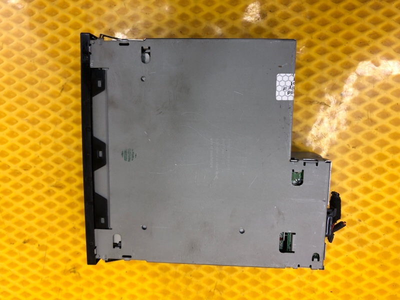 CD-Чейнджер Audi Q7 2014 4LB