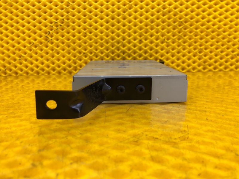 Блок управления камерой заднего вида Audi Q7 2014 4LB