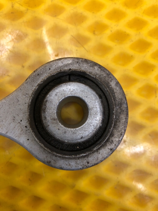 Рычаг Audi Q7 2014 4LB