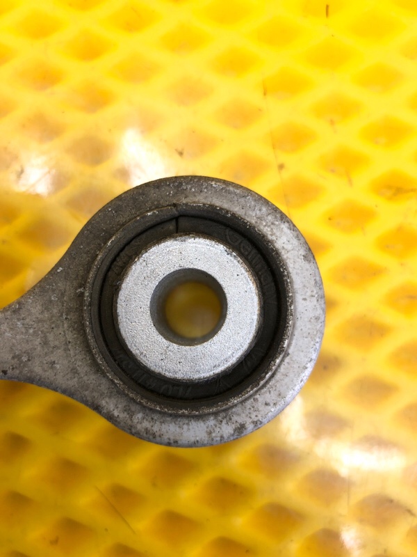 Рычаг Audi Q7 2014 4LB